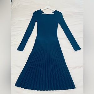 NARCISCO RODRIGUEZ dress.